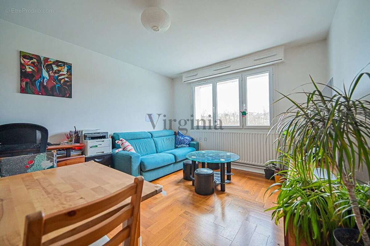 Appartement à MAISONS-ALFORT