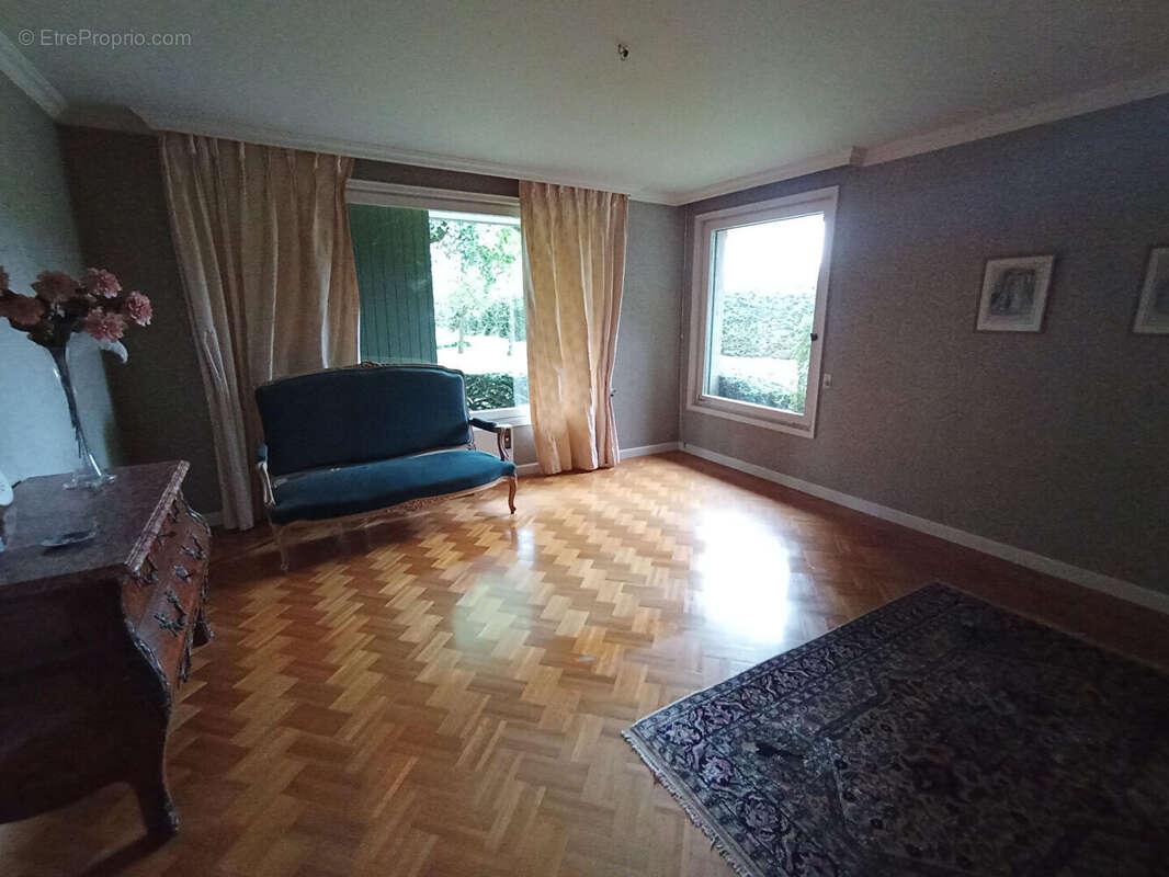 Maison à SAINT-FLORIS