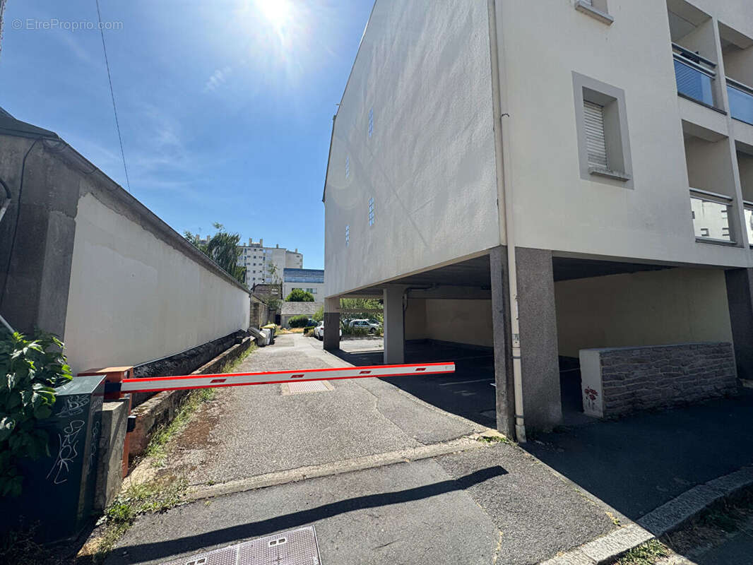 Parking / box Rennes 16.80 m2 - photo 5