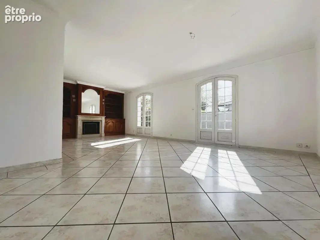 Élégante propriété familiale – Parc arboré de 2 290 m² – Proche Toulouse - photo 4
