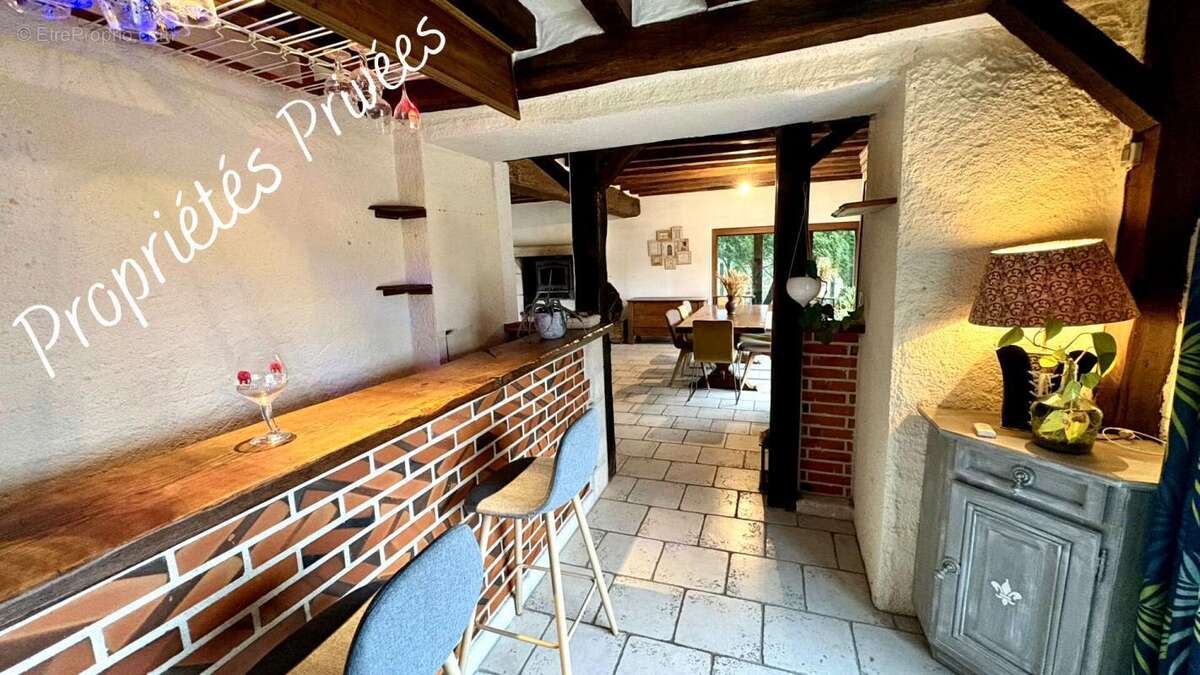 Maison à CHITENAY