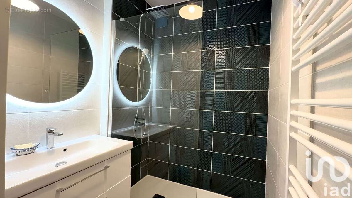 Photo 6 - Appartement à LYON-7E