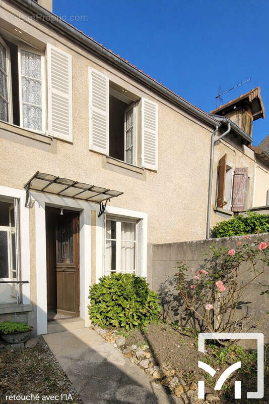Maison à BOUGIVAL