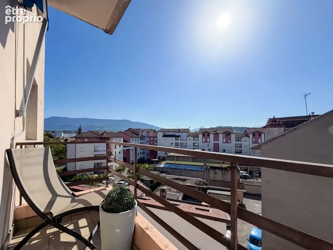 À vendre – Appartement T3 de 85,80 m² traversant à Annemasse (74) - photo 3