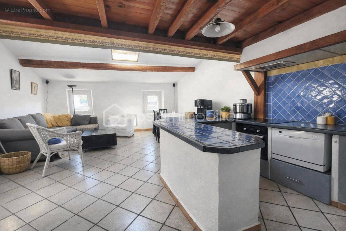 Appartement à OLLIOULES