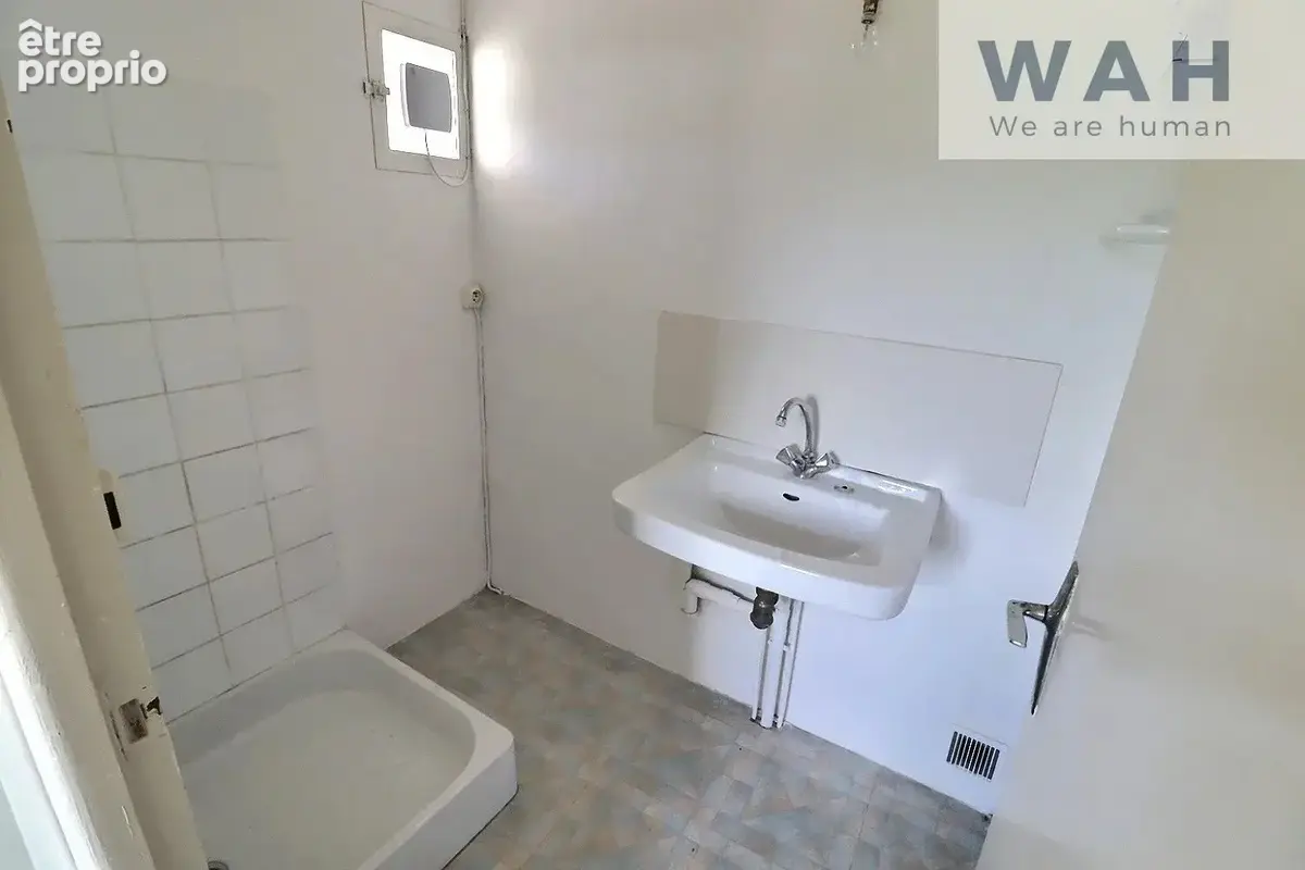 Vente maison de village 4 pieces 34700 lodeve - photo 9