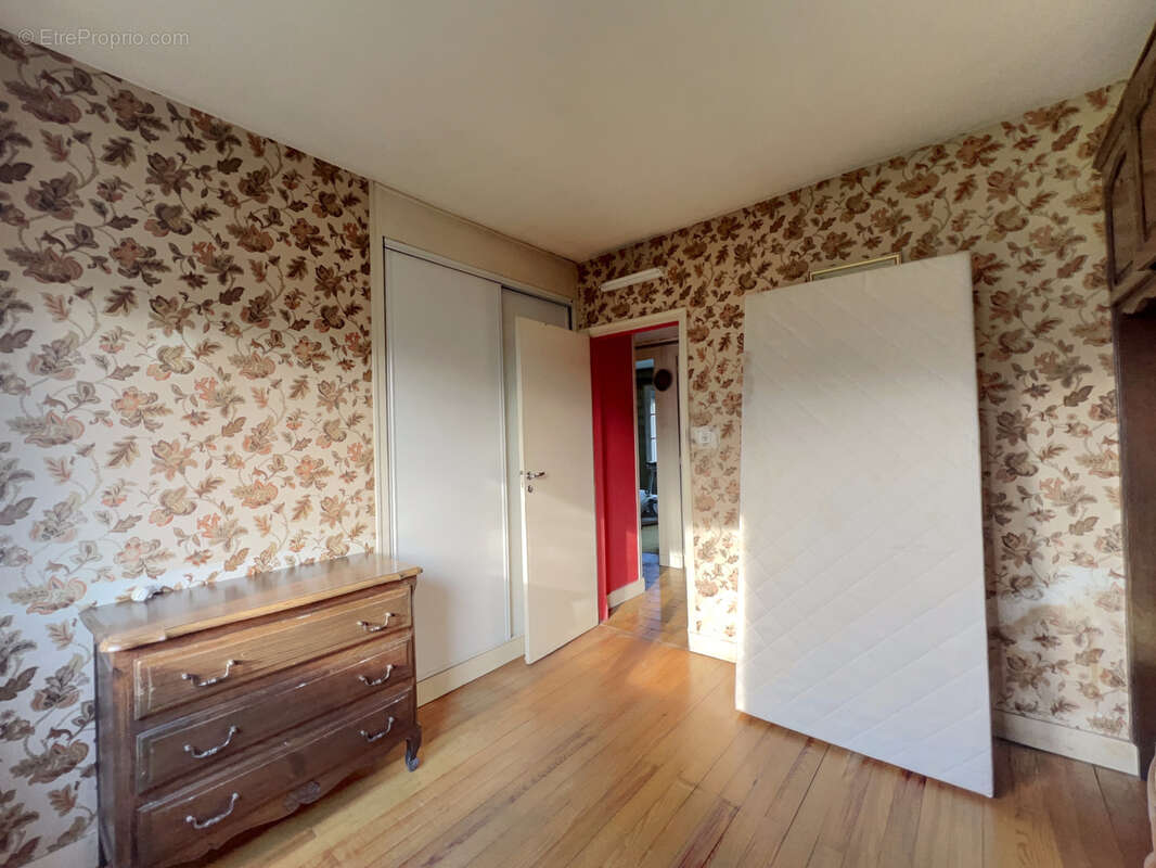 Maison à VILLENAVE-D'ORNON