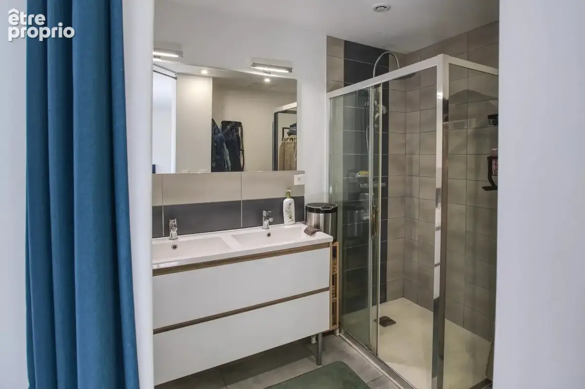 Maison en pierre au style moderne, située dans un joli village et implantée sur un beau terrain - photo 14