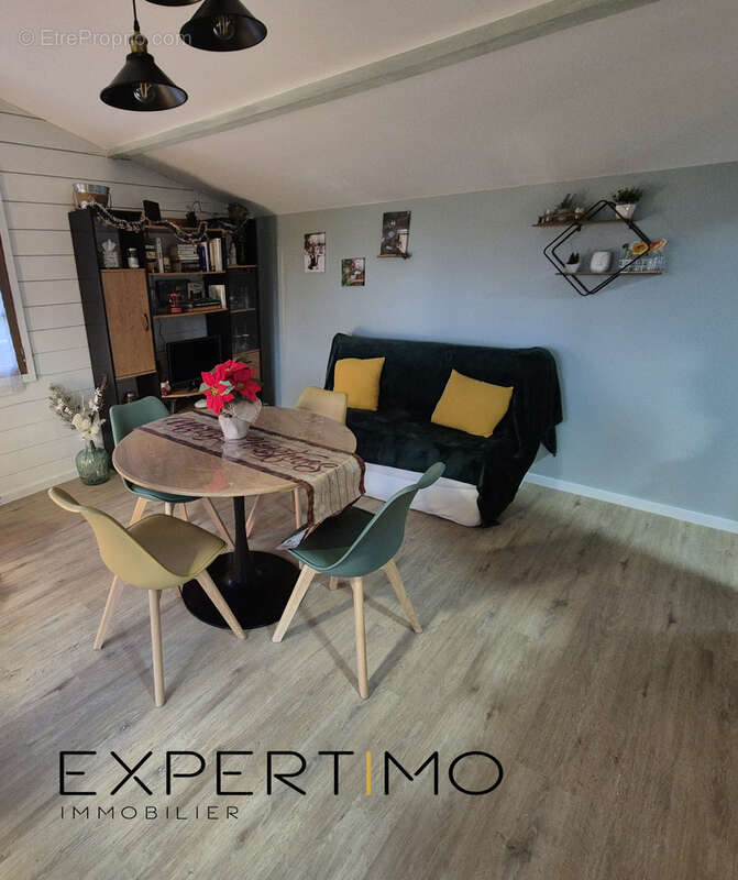 Maison à NIEUIL-L'ESPOIR