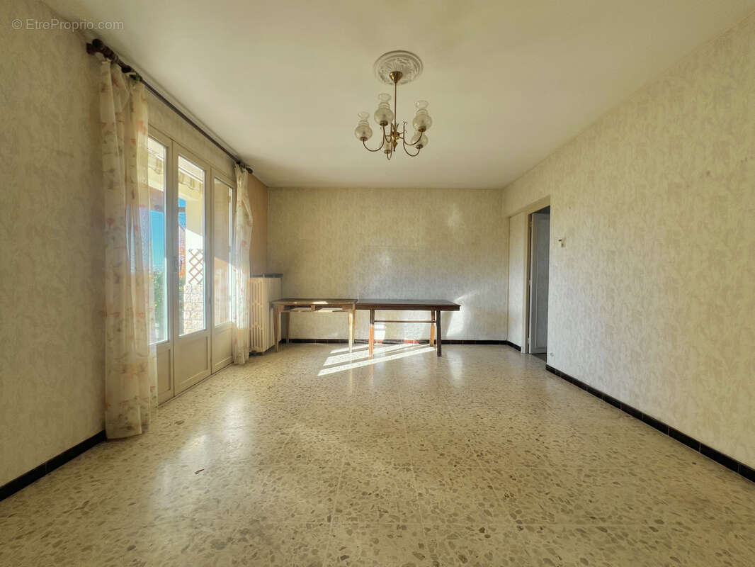 Maison à MIONS