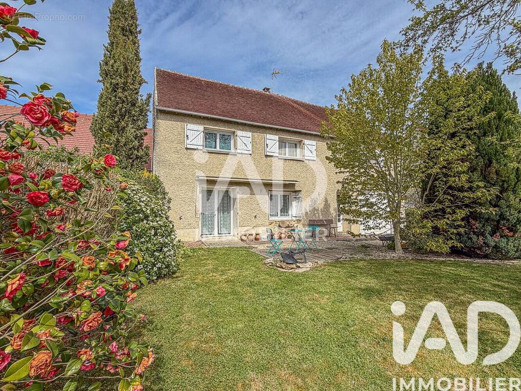 Photo 1 - Maison à MOUROUX