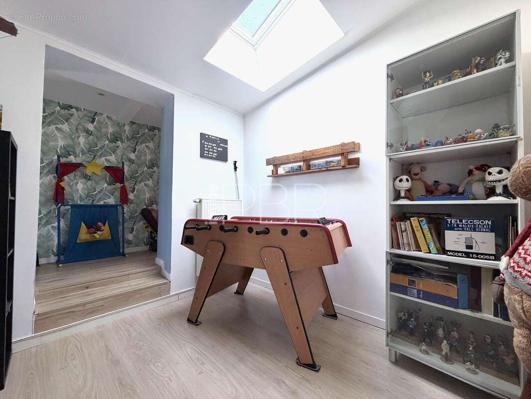 Maison T6 avec garage - photo 3