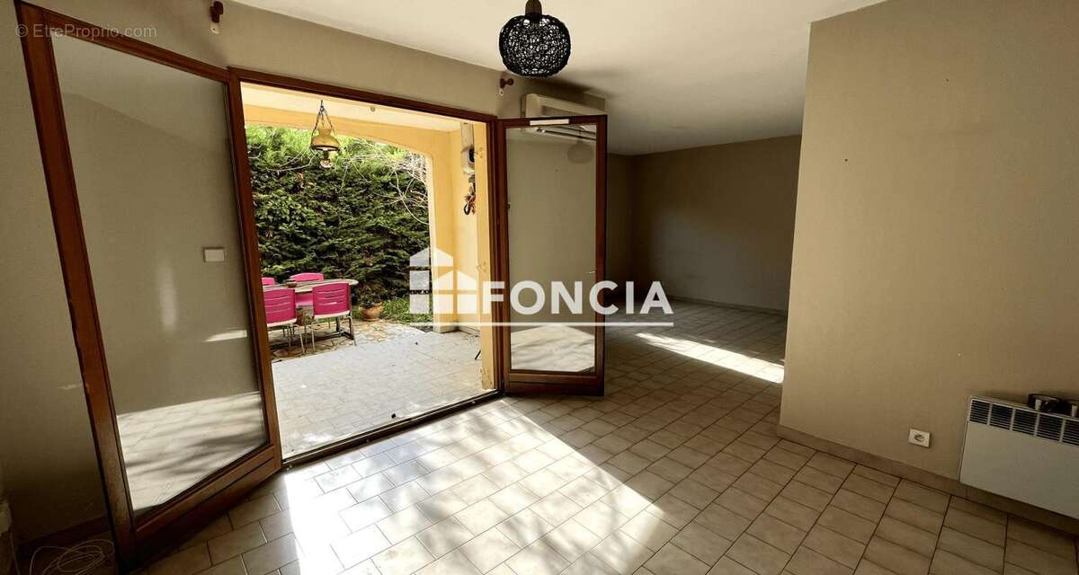 Appartement à SANARY-SUR-MER