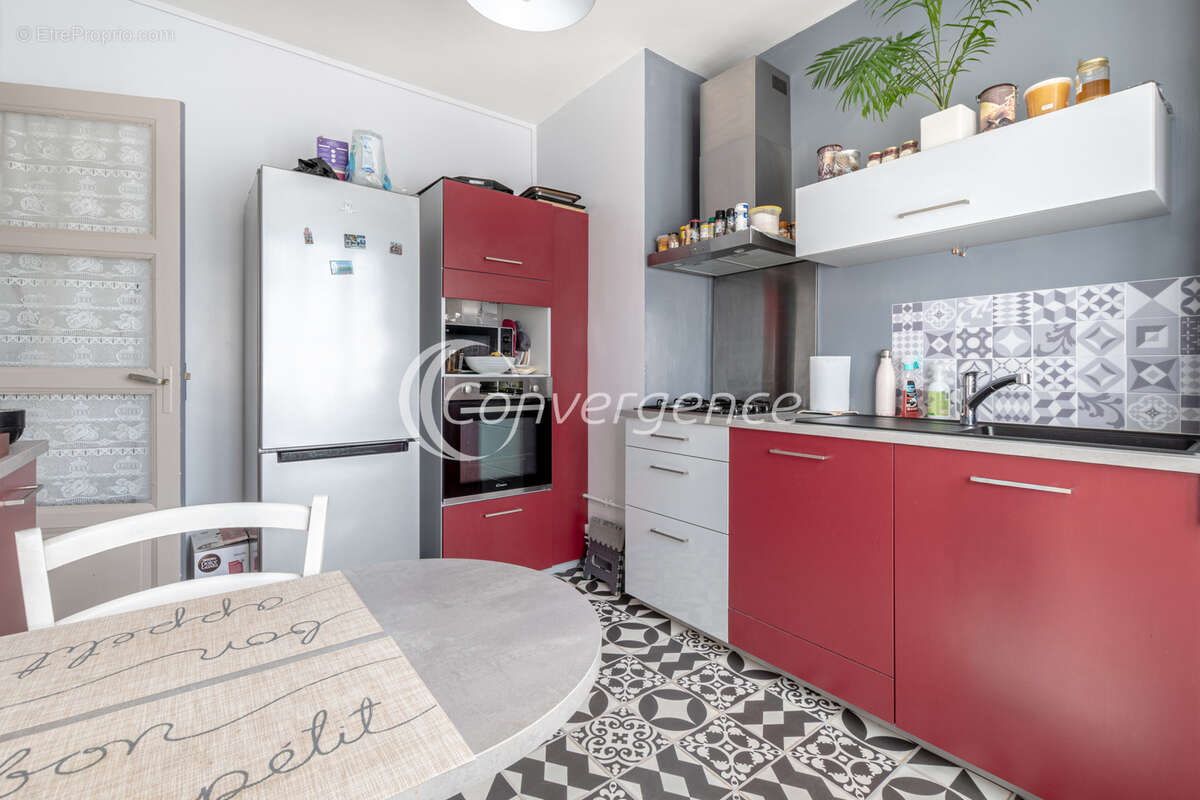 Appartement T3 - entièrement rénové - Limoges centre - - photo 2
