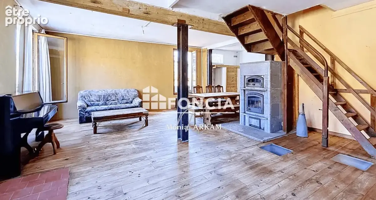 Maison familiale – 4 chambres – sous-sol total – garage – beaux espaces – exclusivité - photo 4