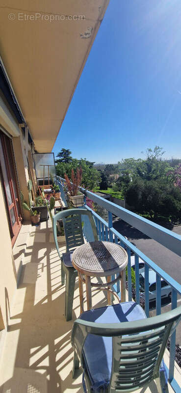 Superbe appartement 4 pièces à vendre à Conflans Sainte Honorine - Rare sur le marché ! - photo 2