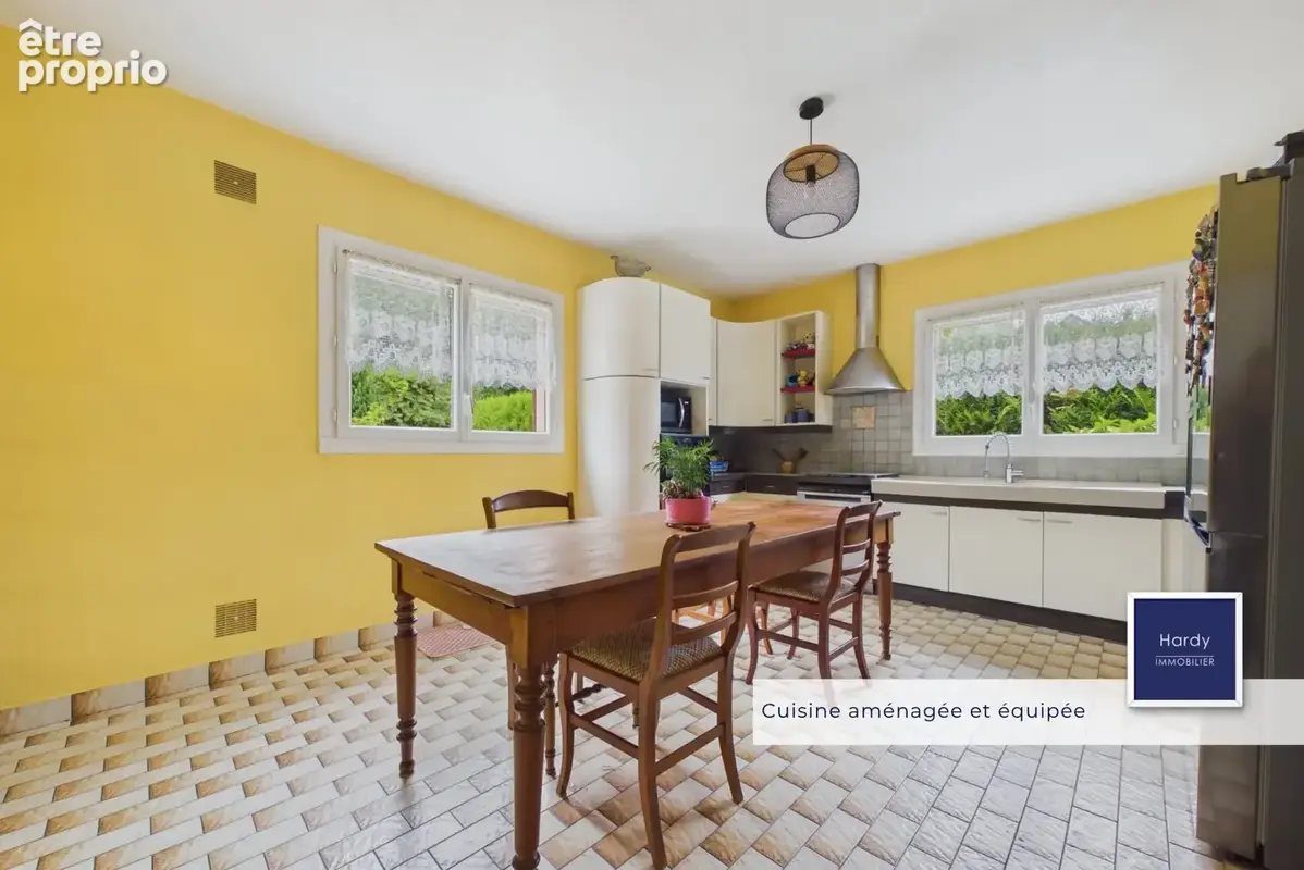 Maison 11 pièces 258 m² à vendre à Osny (95520) - photo 4