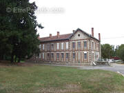 Appartement à YZEURE