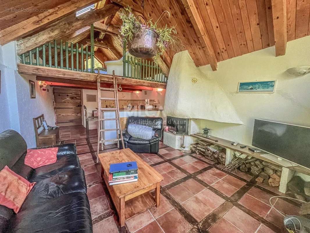 Maison à SAINT-ETIENNE-DE-TINEE