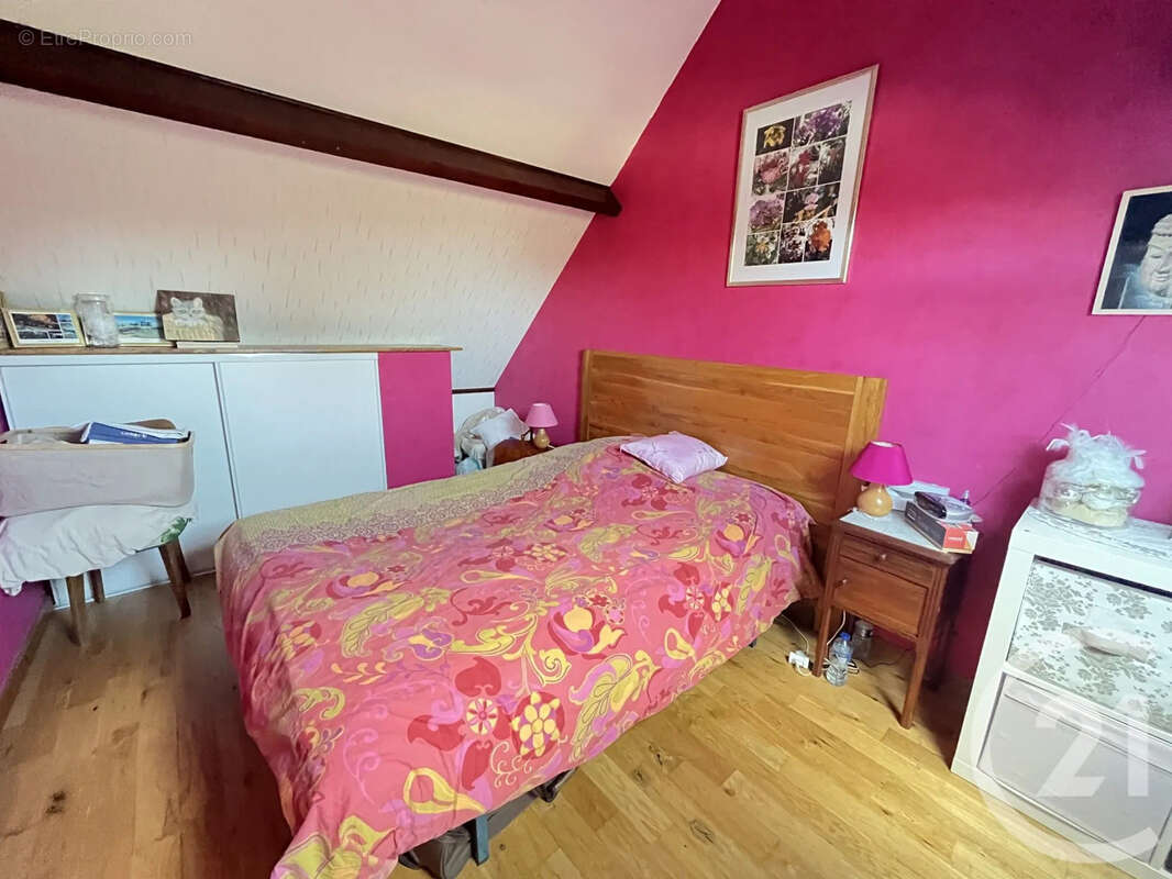 Maison à LA CHAPELLE-REANVILLE