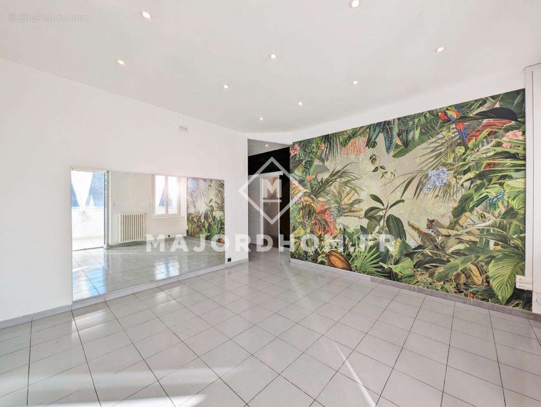 Appartement à MARSEILLE-12E