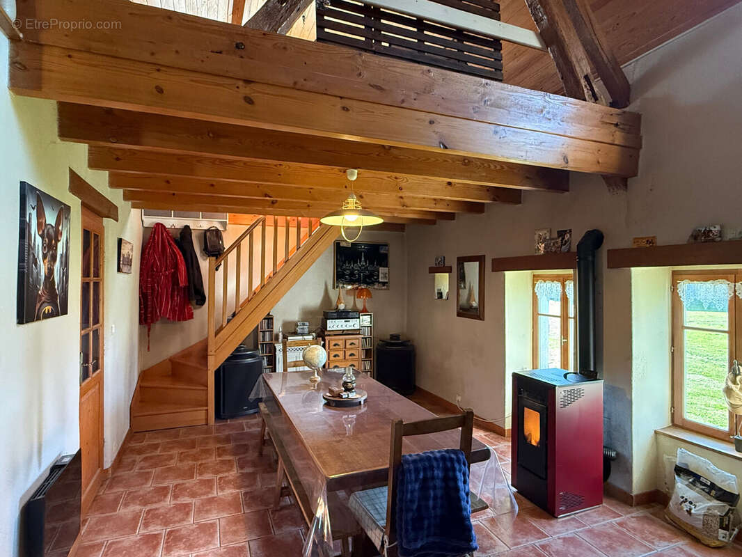 Maison à CHAMPILLET