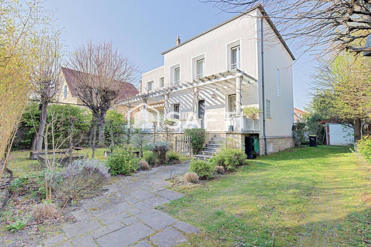 Photo 1 - Maison à SAINT-MAUR-DES-FOSSES