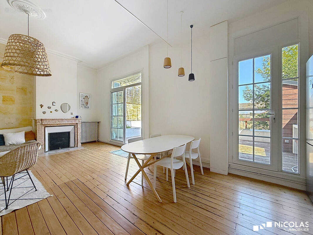 Appartement à BORDEAUX