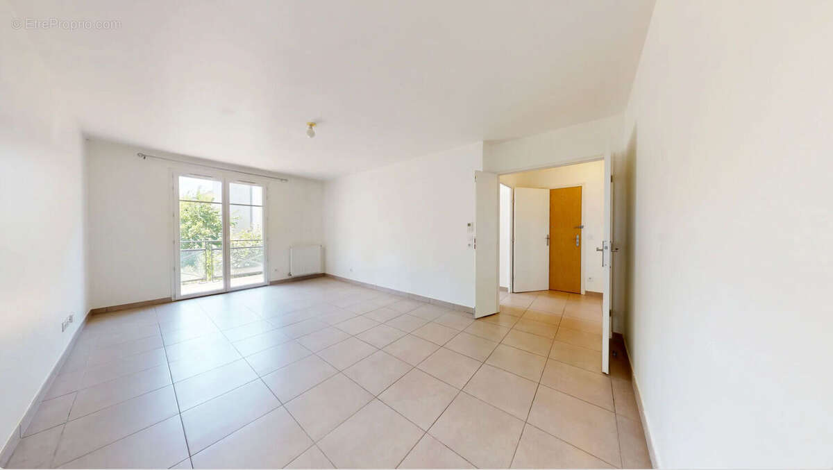 Appartement à PONTAULT-COMBAULT