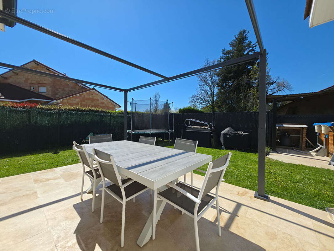 Maison Sardieu 4 pièce(s) 100 m2 - photo 3
