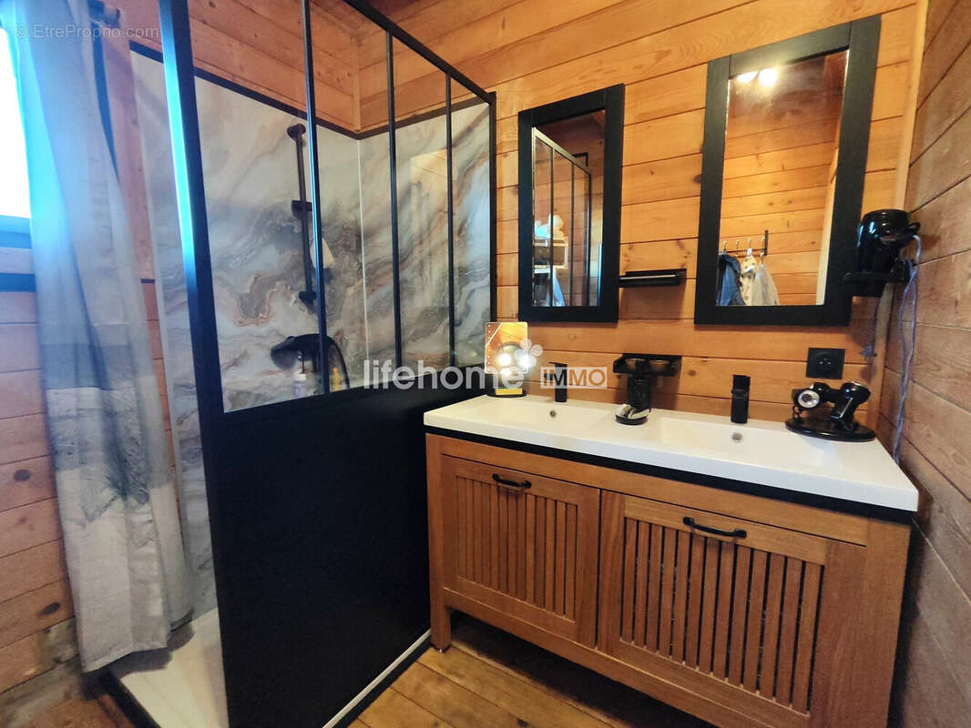 Maison à ARGENTON-SUR-CREUSE