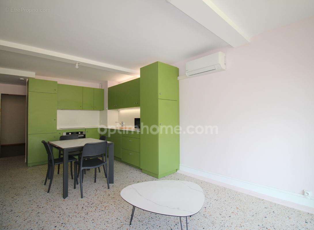 Appartement à vendre 2 pièces BAGNERES DE BIGORRE (65) - photo 2