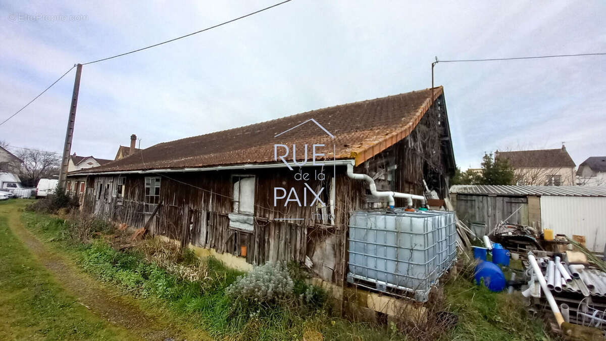 Terrain à CHATELLERAULT