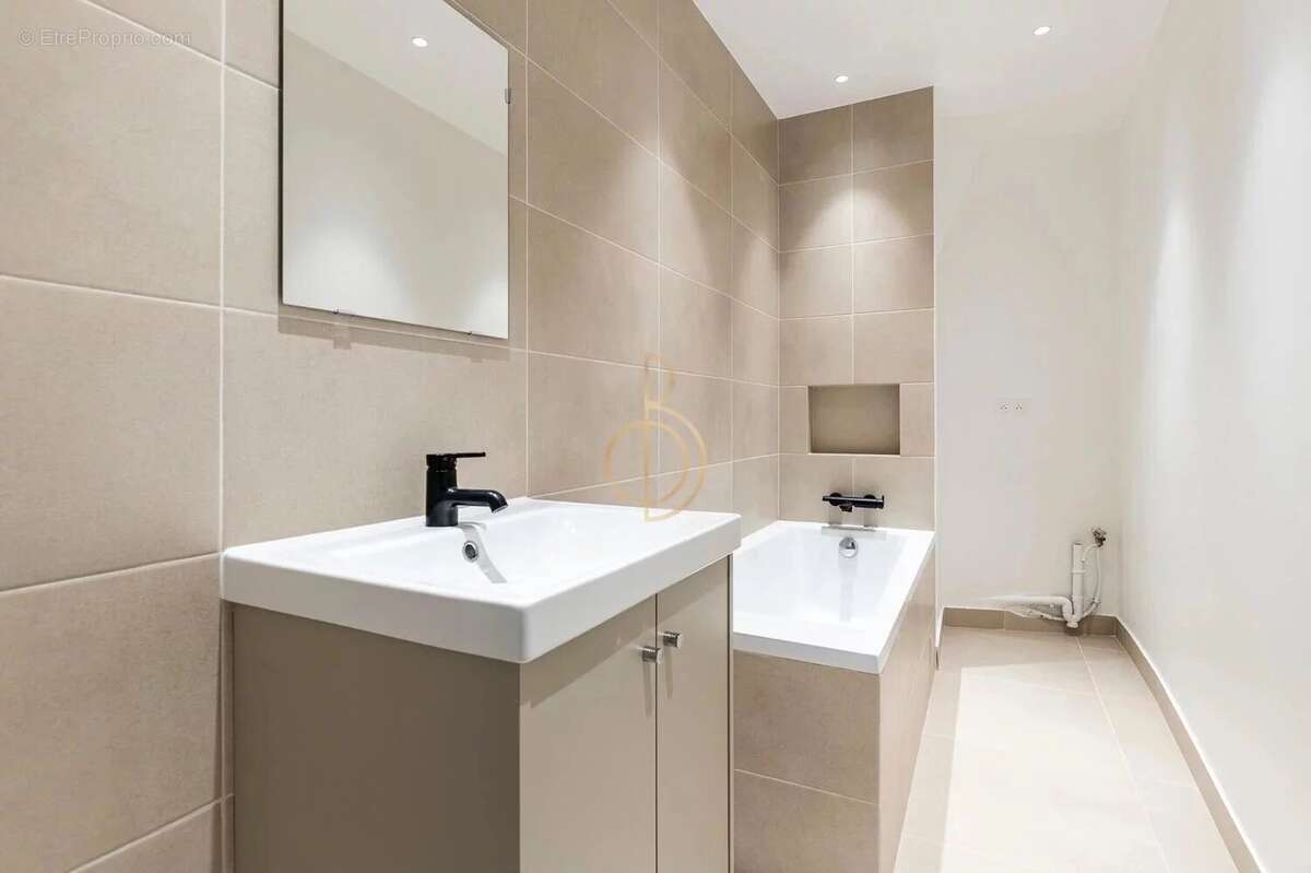 Appartement à PARIS-9E