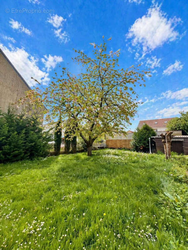 Maison Gonesse  4 pièce(s) 86.11 m2 - photo 2