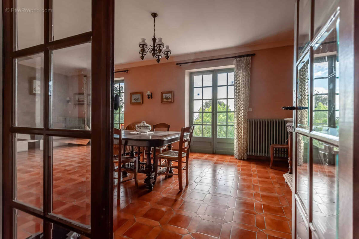 Maison à MONFLANQUIN