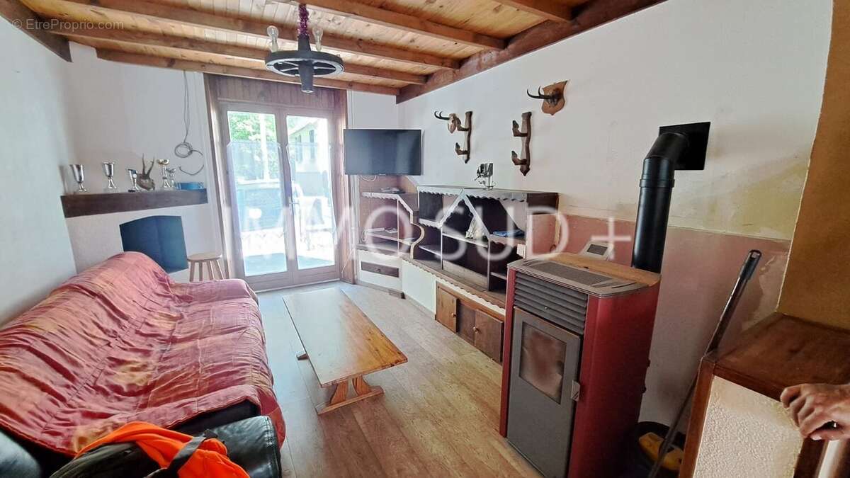 Maison à LIVET-ET-GAVET