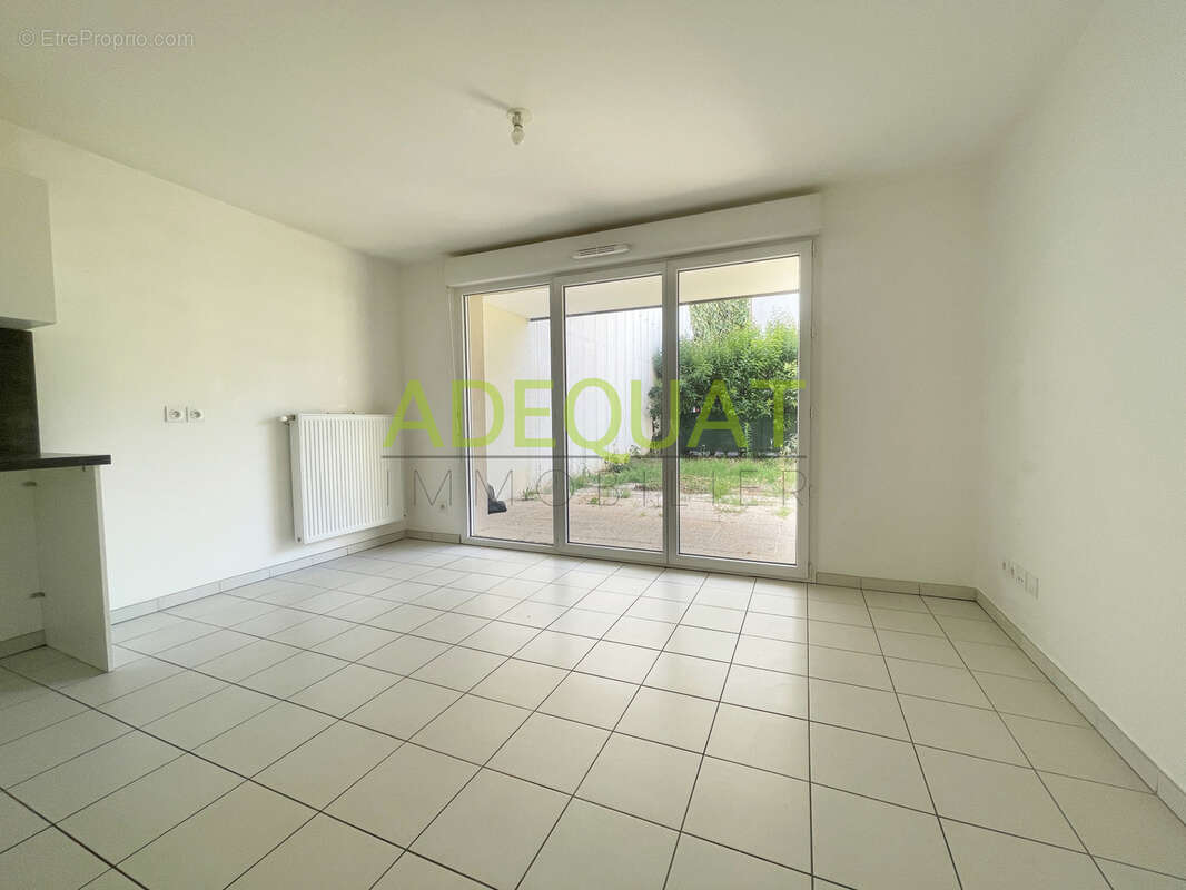Appartement à SAINT-FONS