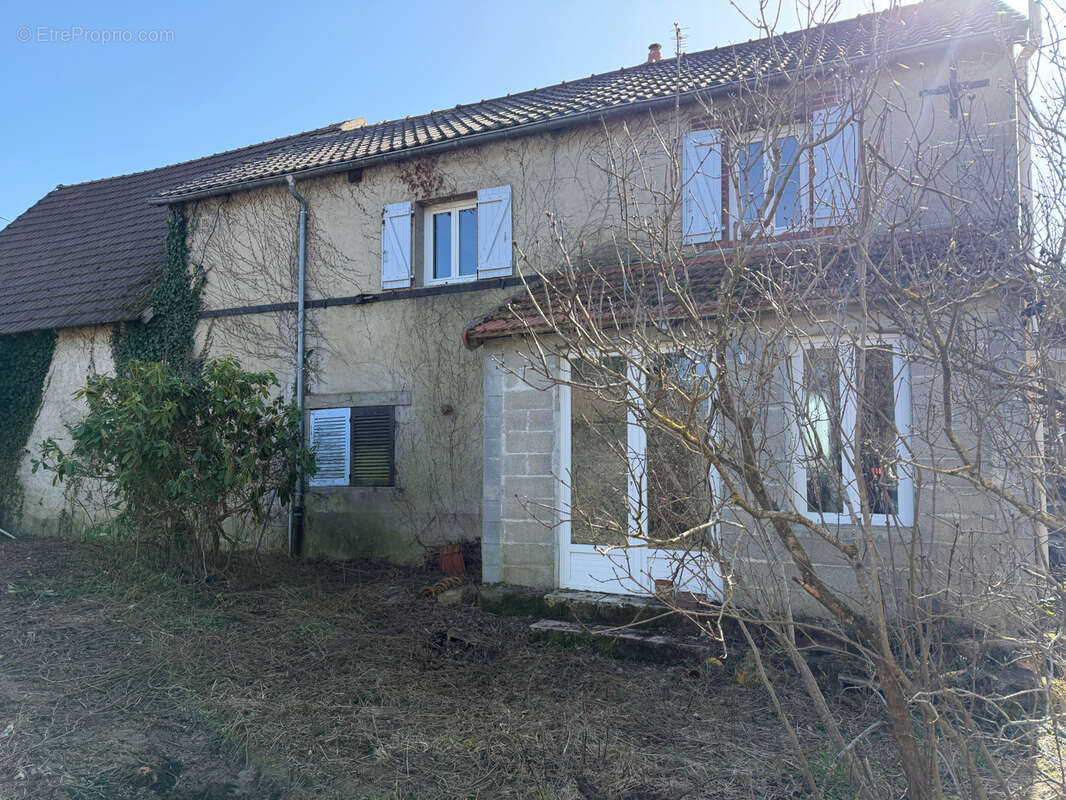 Maison à LA PETITE-MARCHE