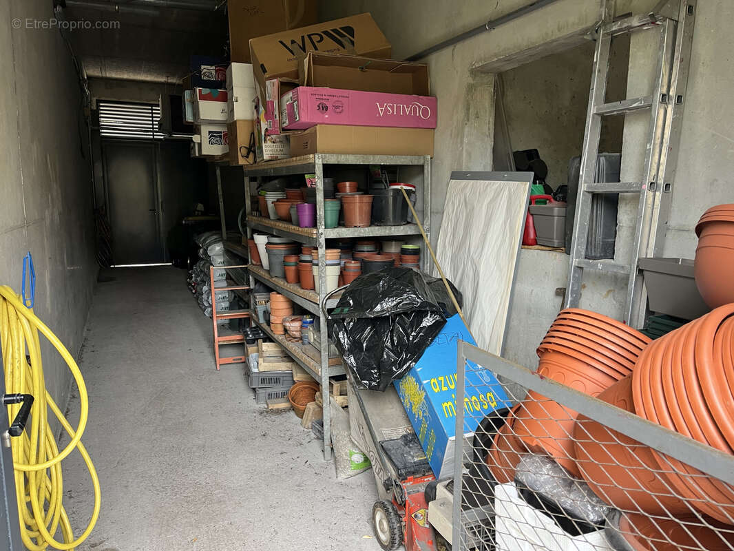 Commerce à SAINT-MAUR-DES-FOSSES