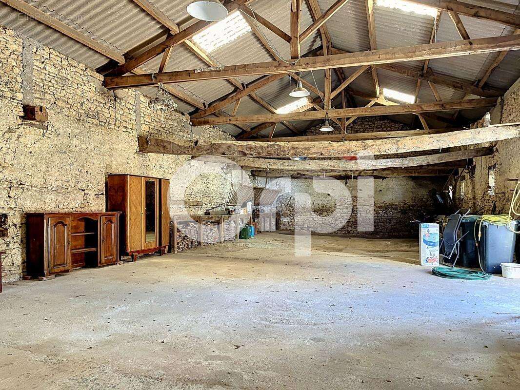 Propriété à vendre à Savignac Les Eglises - photo 11