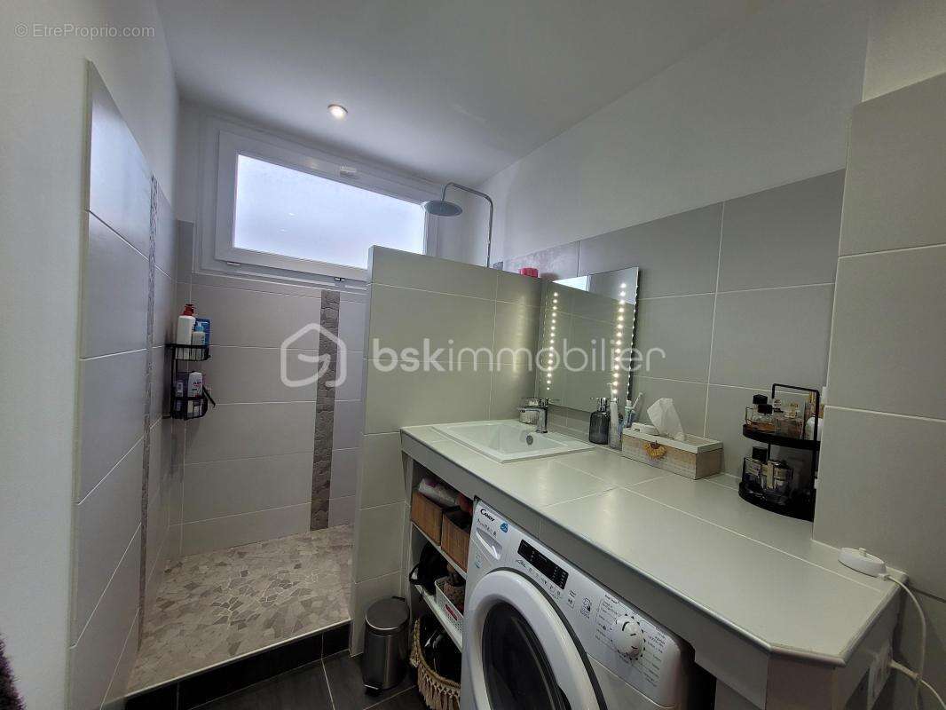 Appartement à VOIRON