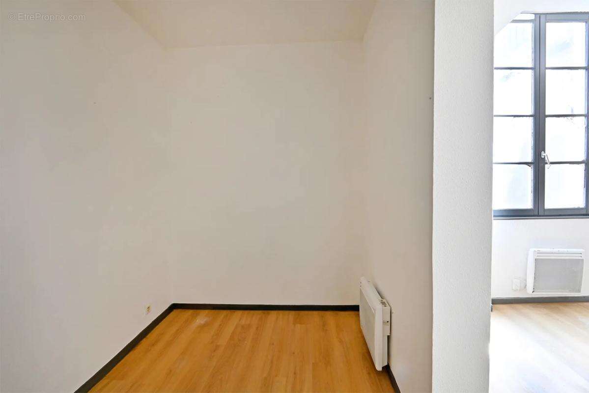 Appartement 1 pièce de 24 m² à Nîmes - photo 7