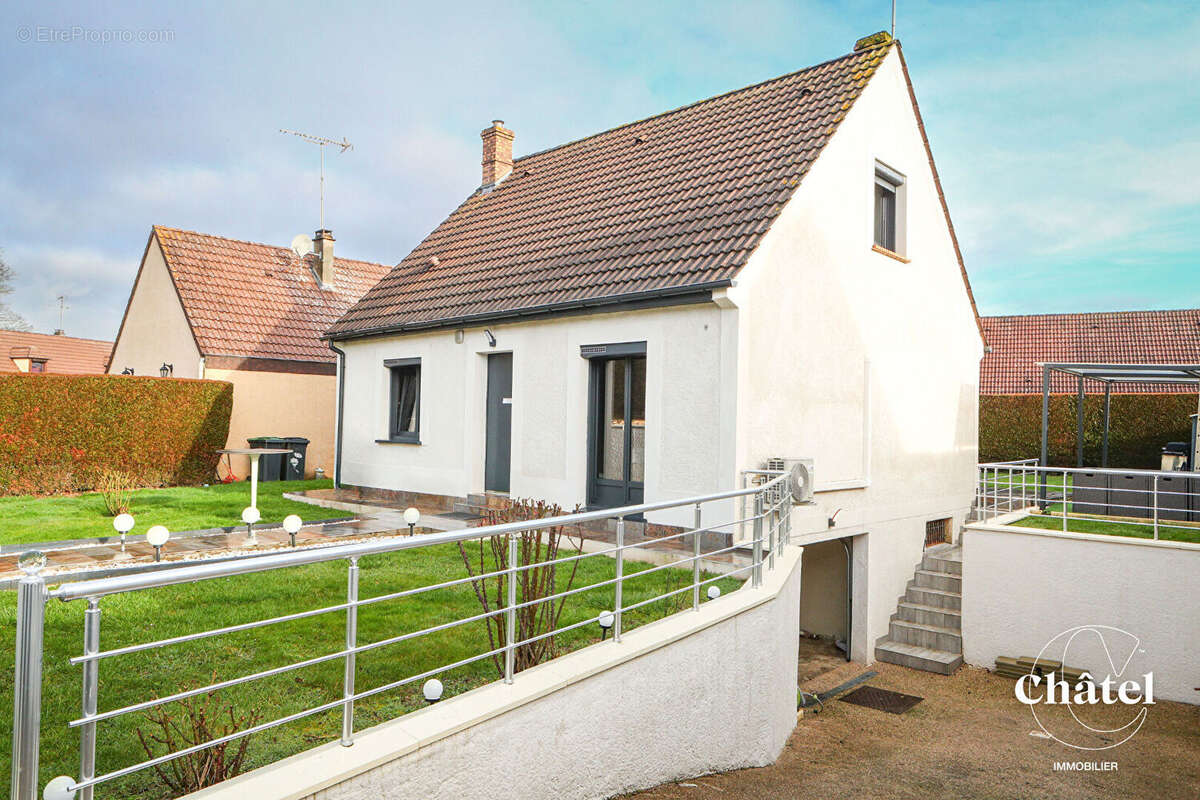 Maison à LAGNY-LE-SEC
