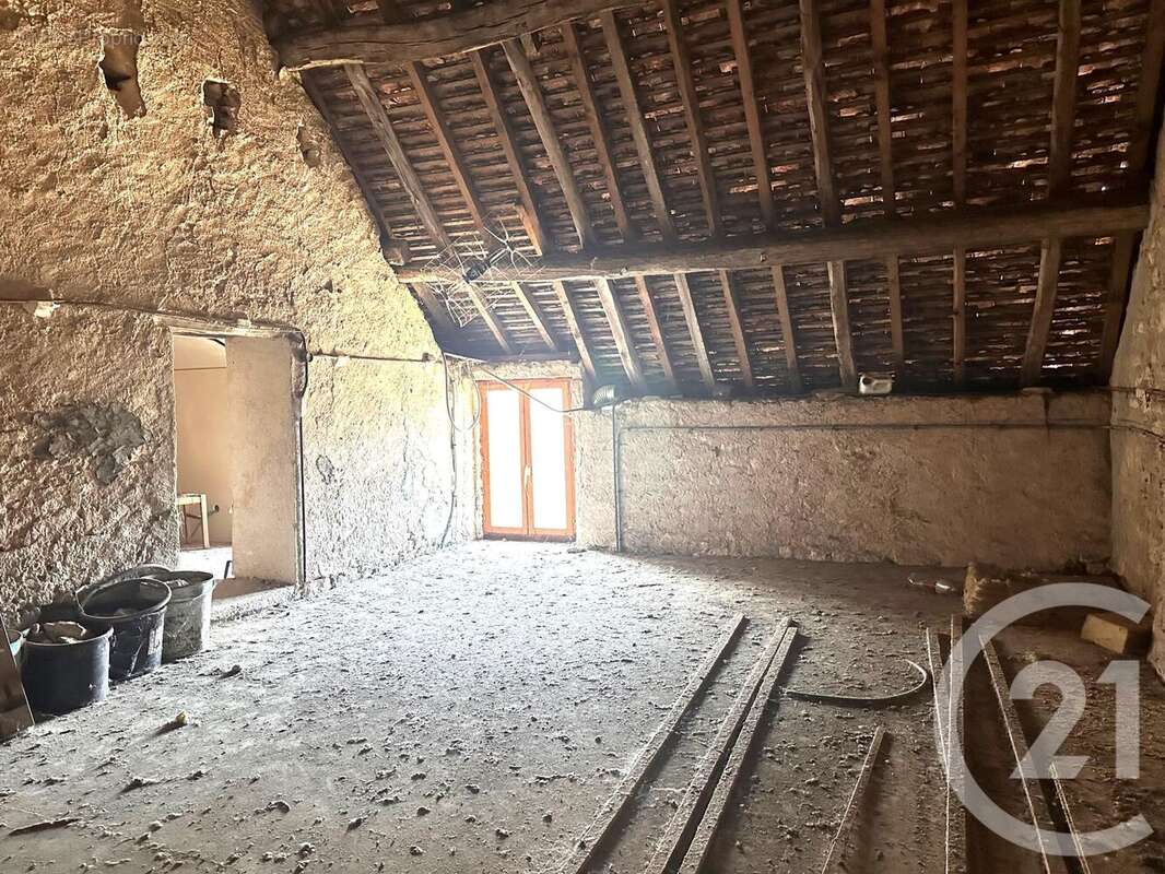 Maison à POUILLY-SUR-LOIRE