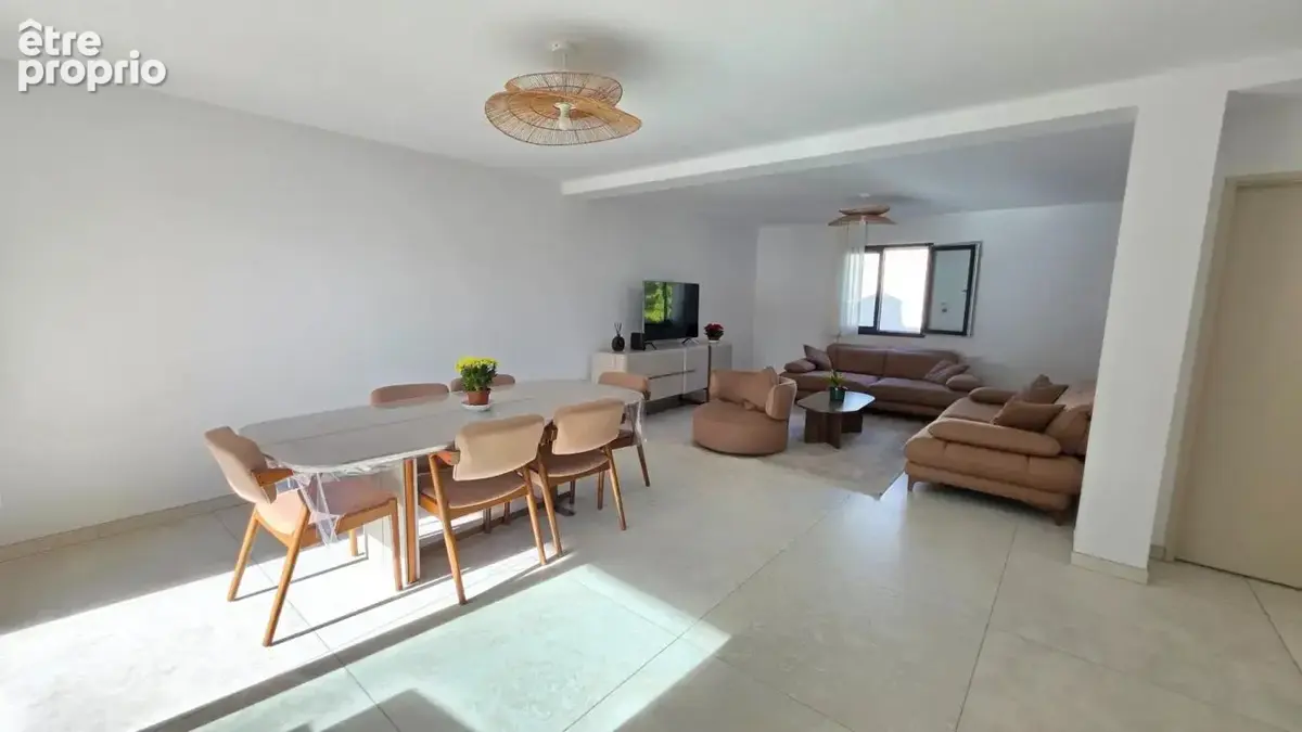 Exclusivite aristide briand /ester maison de type 7 recente avec jardin - t2 locatif et dependance - photo 6