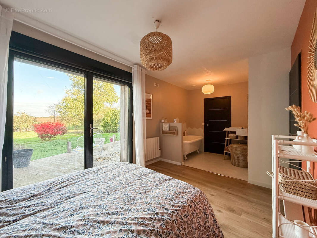 Maison à WIENCOURT-L&#039;EQUIPEE