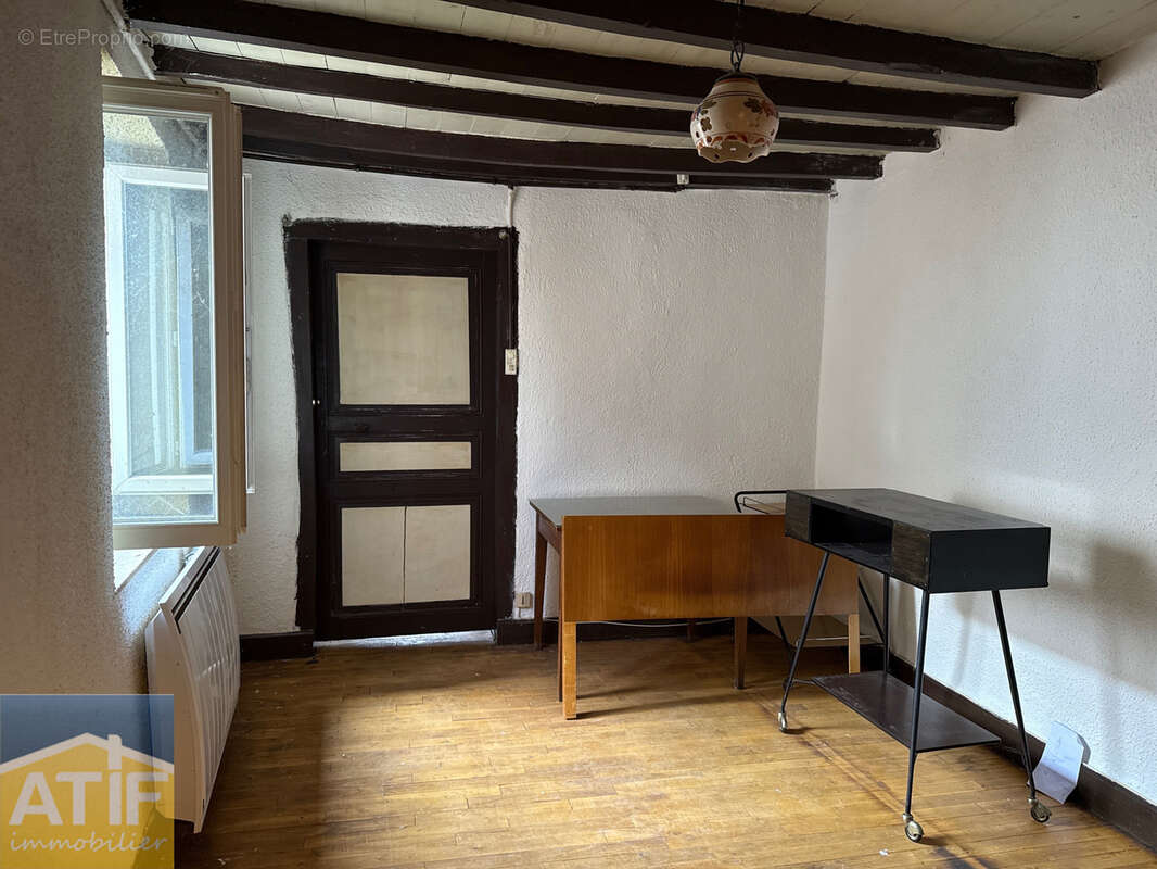 Maison à SAINT-GERMAIN-LAVAL