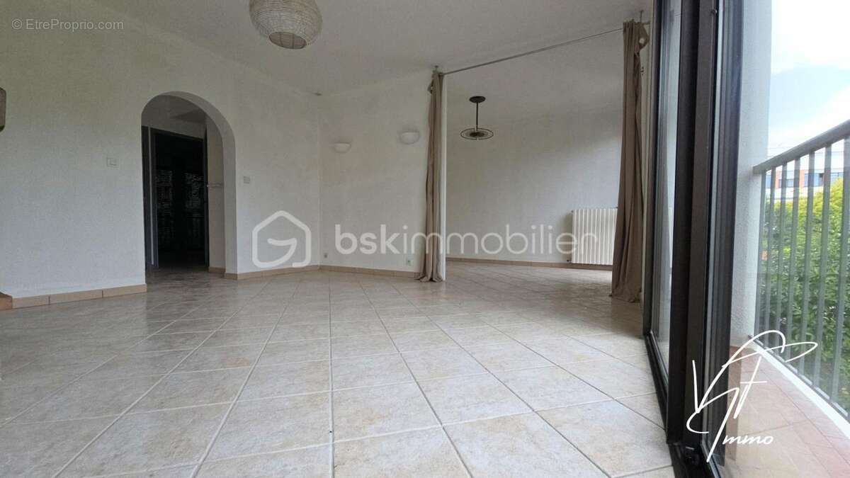 Maison à SIX-FOURS-LES-PLAGES