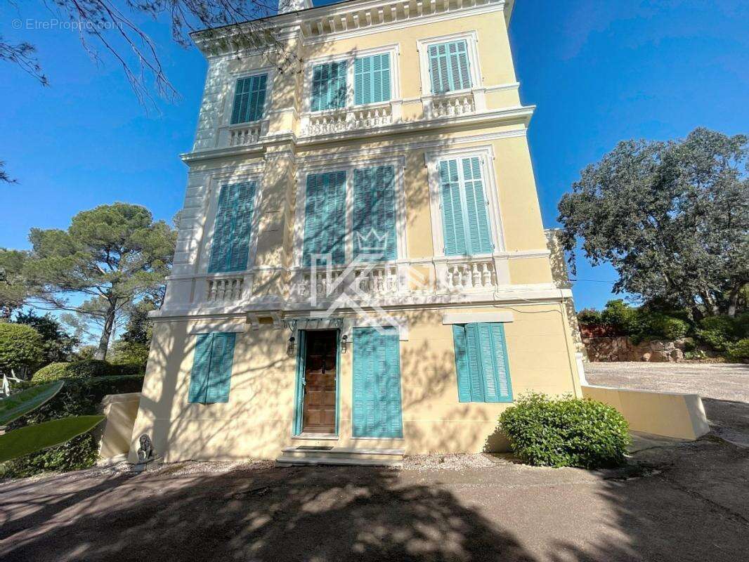 Appartement à SAINT-RAPHAEL